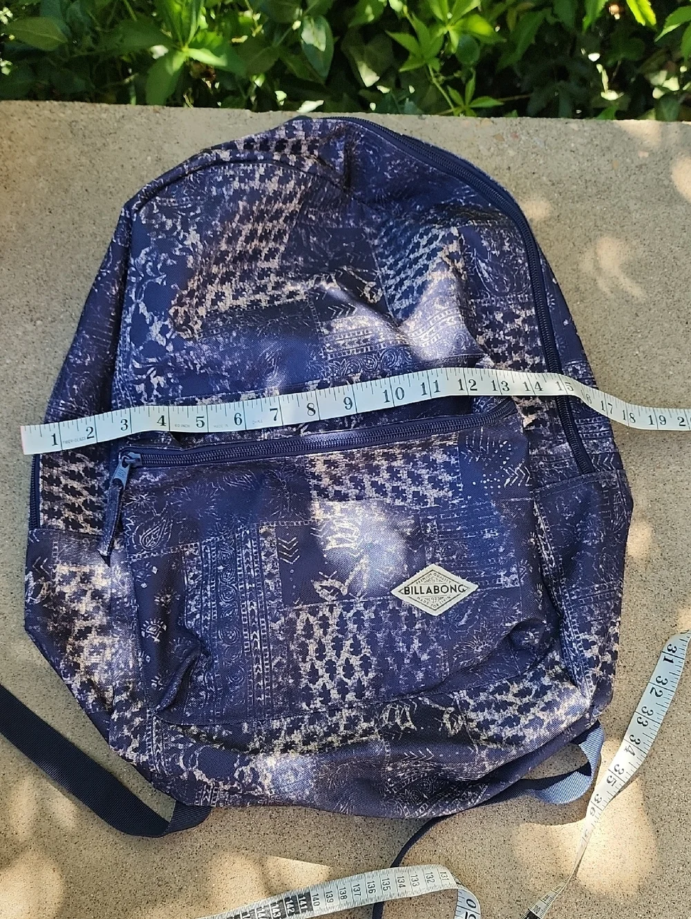 NWOT Billabong Navy Blue/Tan Patterned Backpack